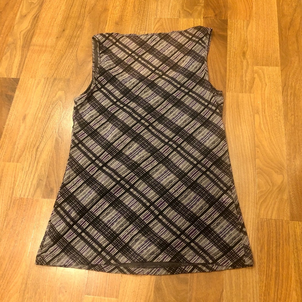 NWOT- plaid ruffle top - Picture 3 of 4